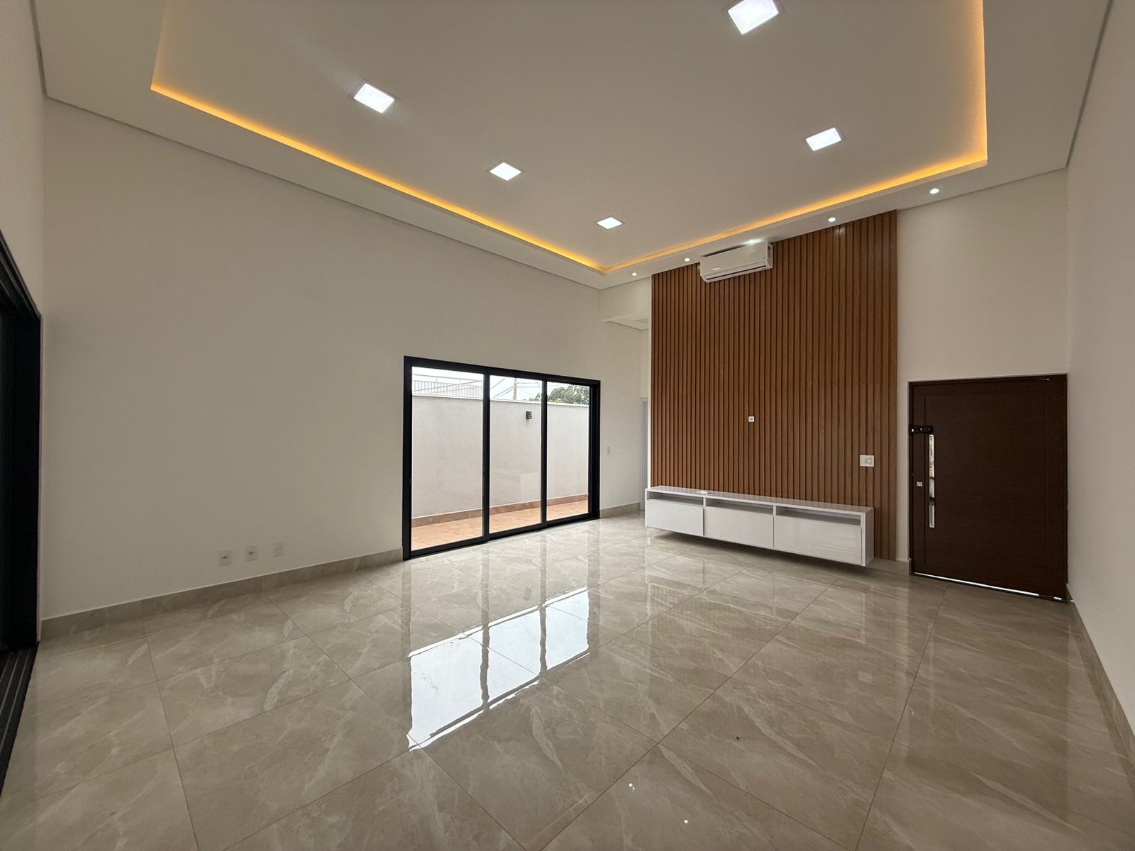 WhatsApp Image 2025-11-13 at 11.56.43 (2)