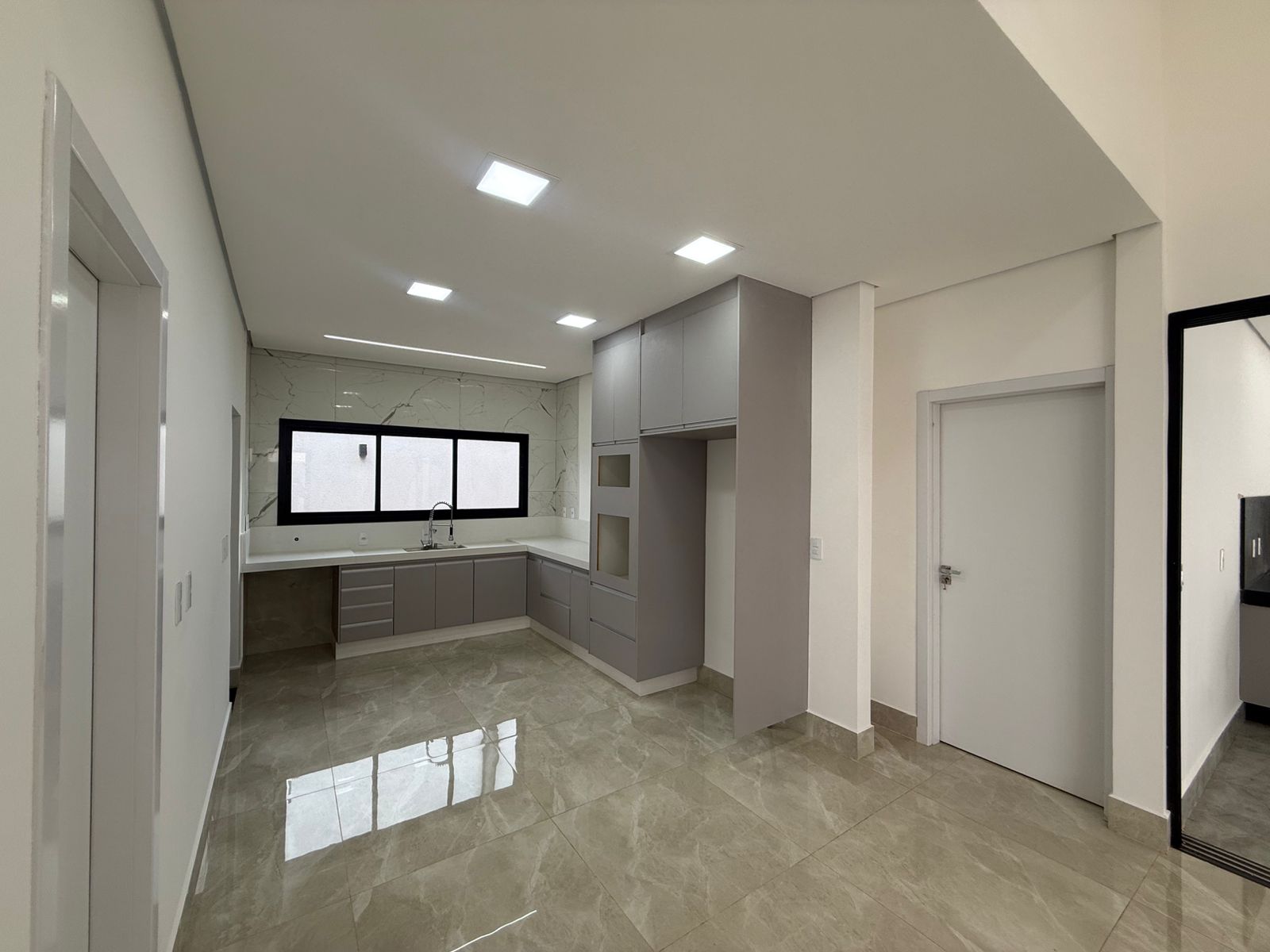 WhatsApp Image 2025-11-13 at 11.56.44 (2)