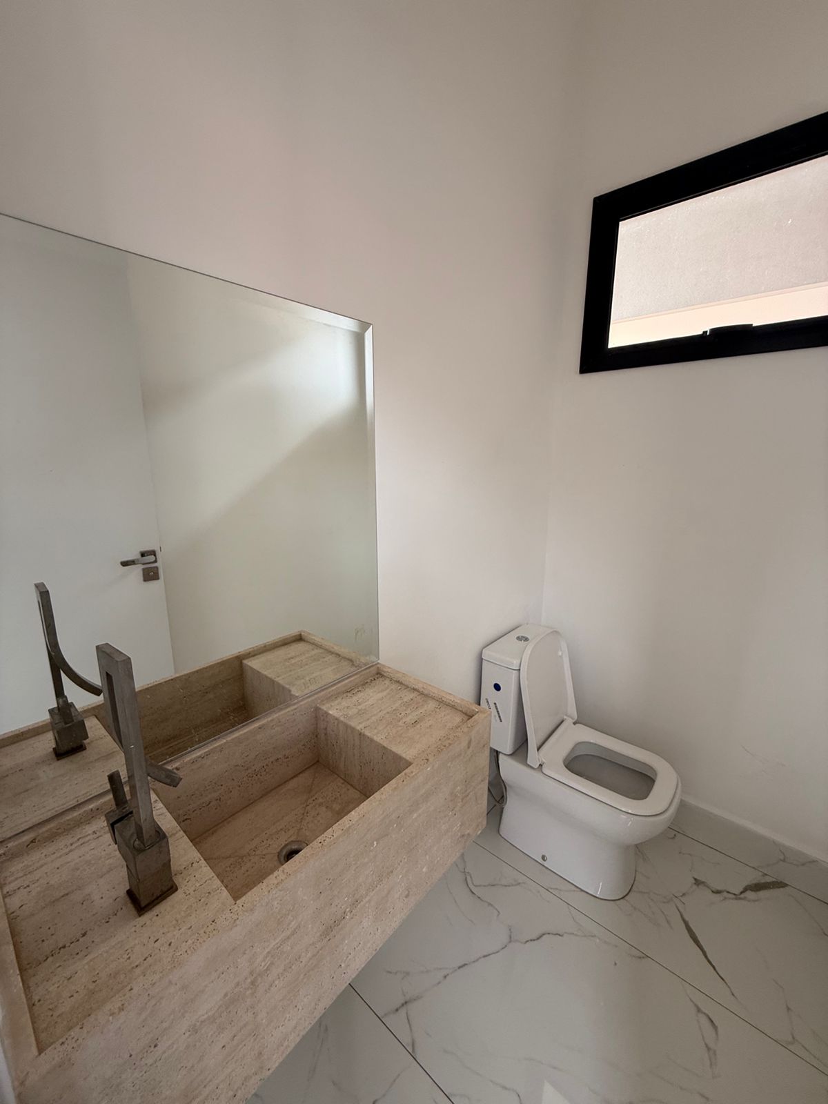 WhatsApp Image 2025-11-13 at 11.56.48 (2)