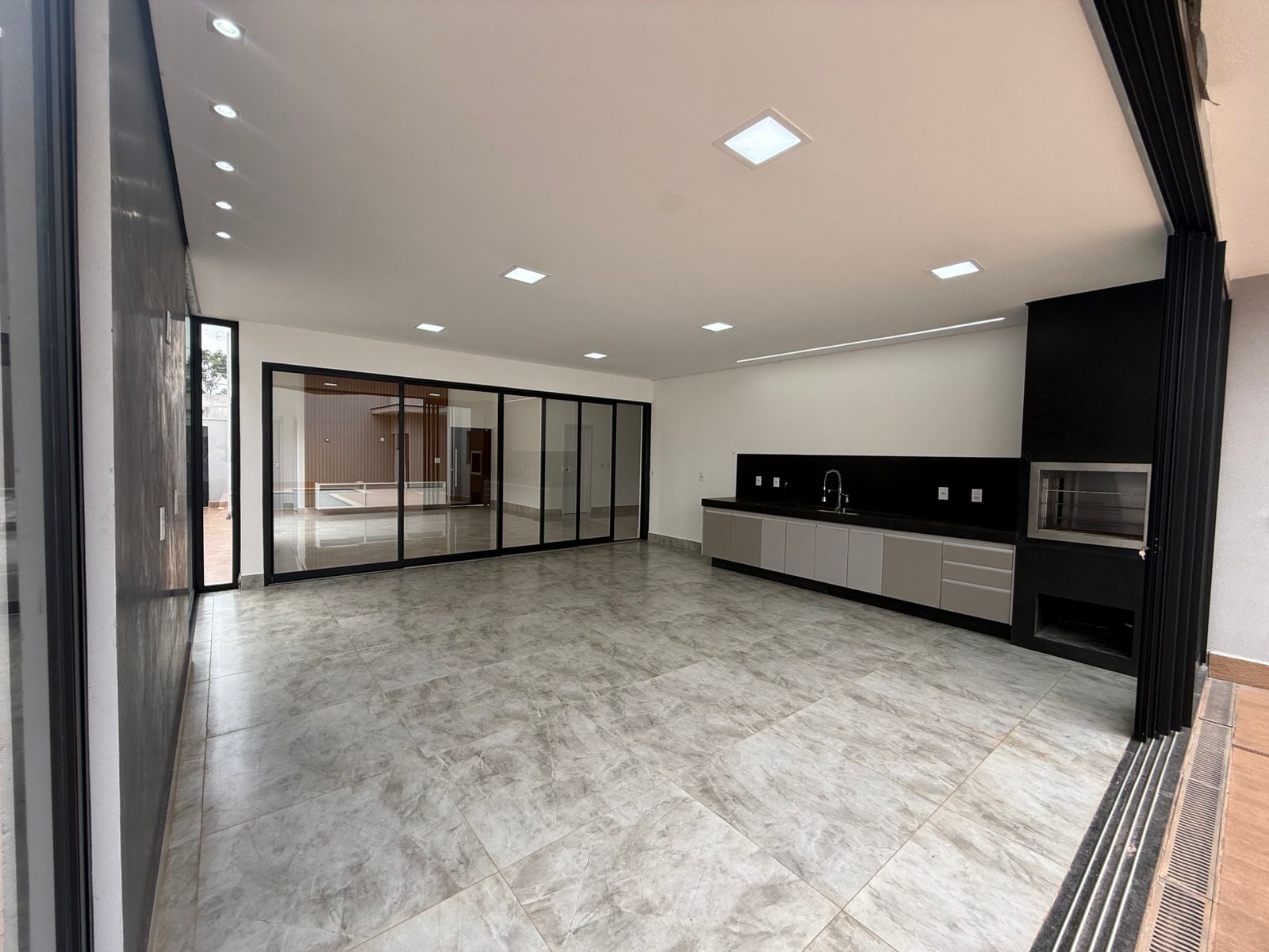 WhatsApp Image 2025-11-13 at 11.56.55 (2)