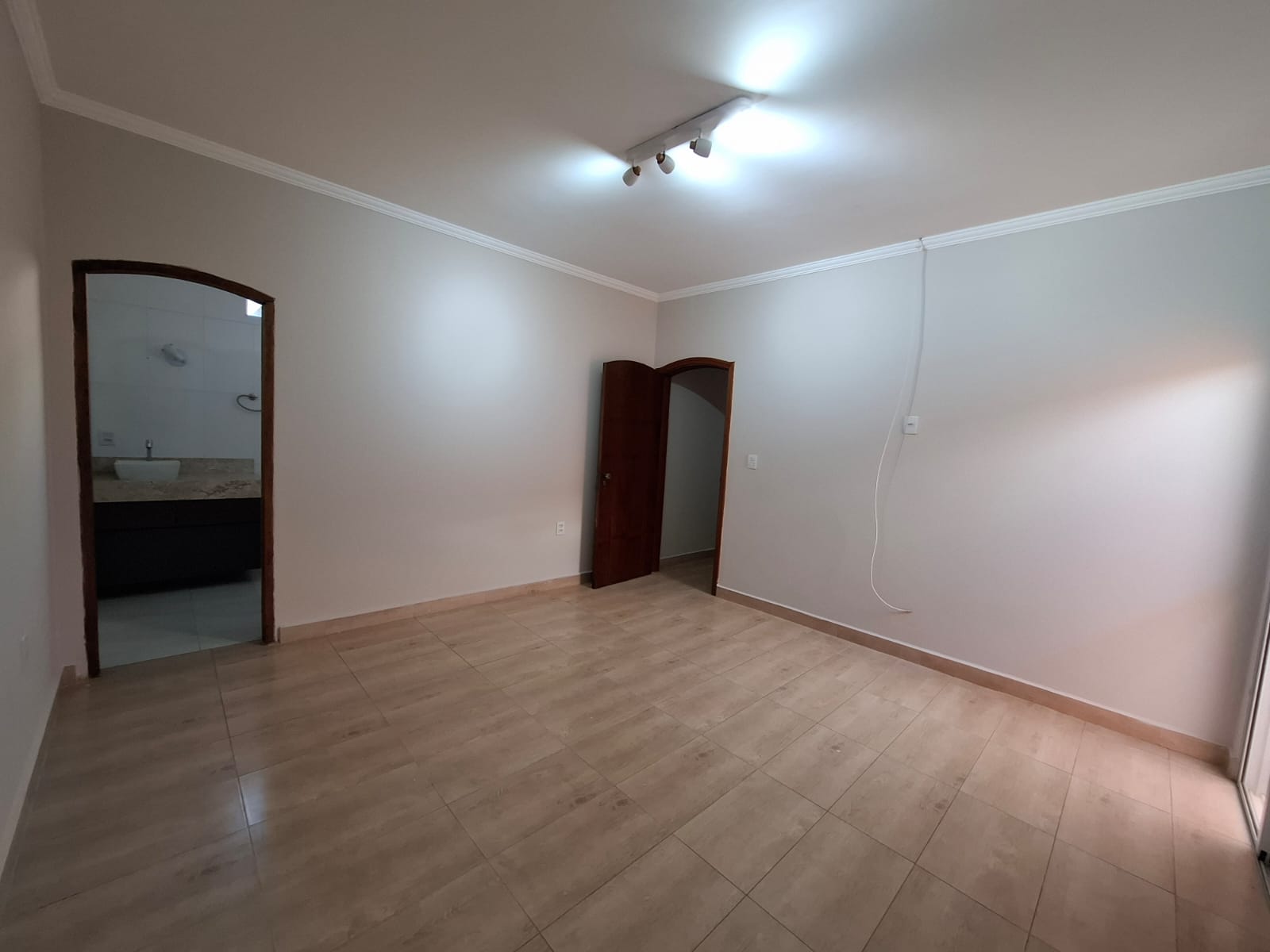 WhatsApp Image 2026-01-27 at 10.04.02